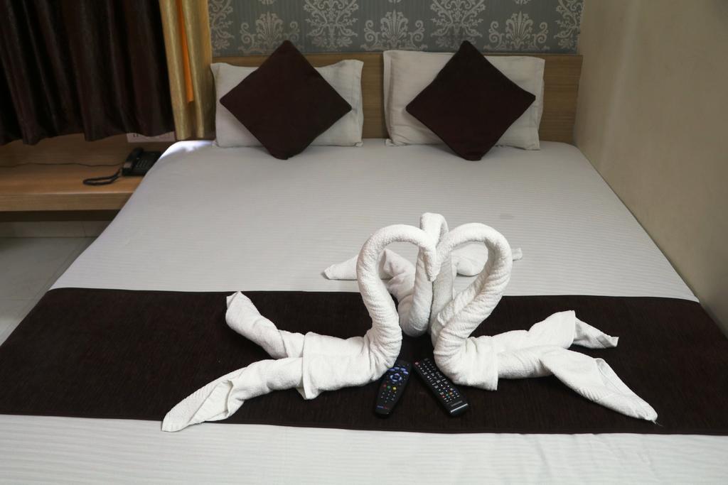 Hotel Vaishnavi Jaipur Ngoại thất bức ảnh
