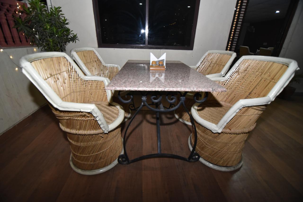 Hotel Vaishnavi Jaipur Ngoại thất bức ảnh