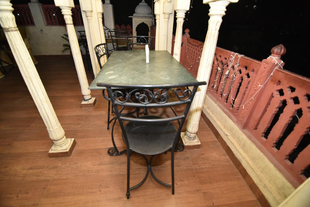 Hotel Vaishnavi Jaipur Ngoại thất bức ảnh
