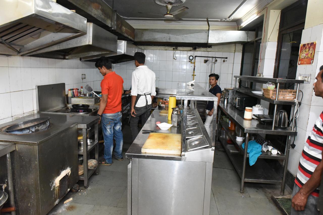 Hotel Vaishnavi Jaipur Ngoại thất bức ảnh