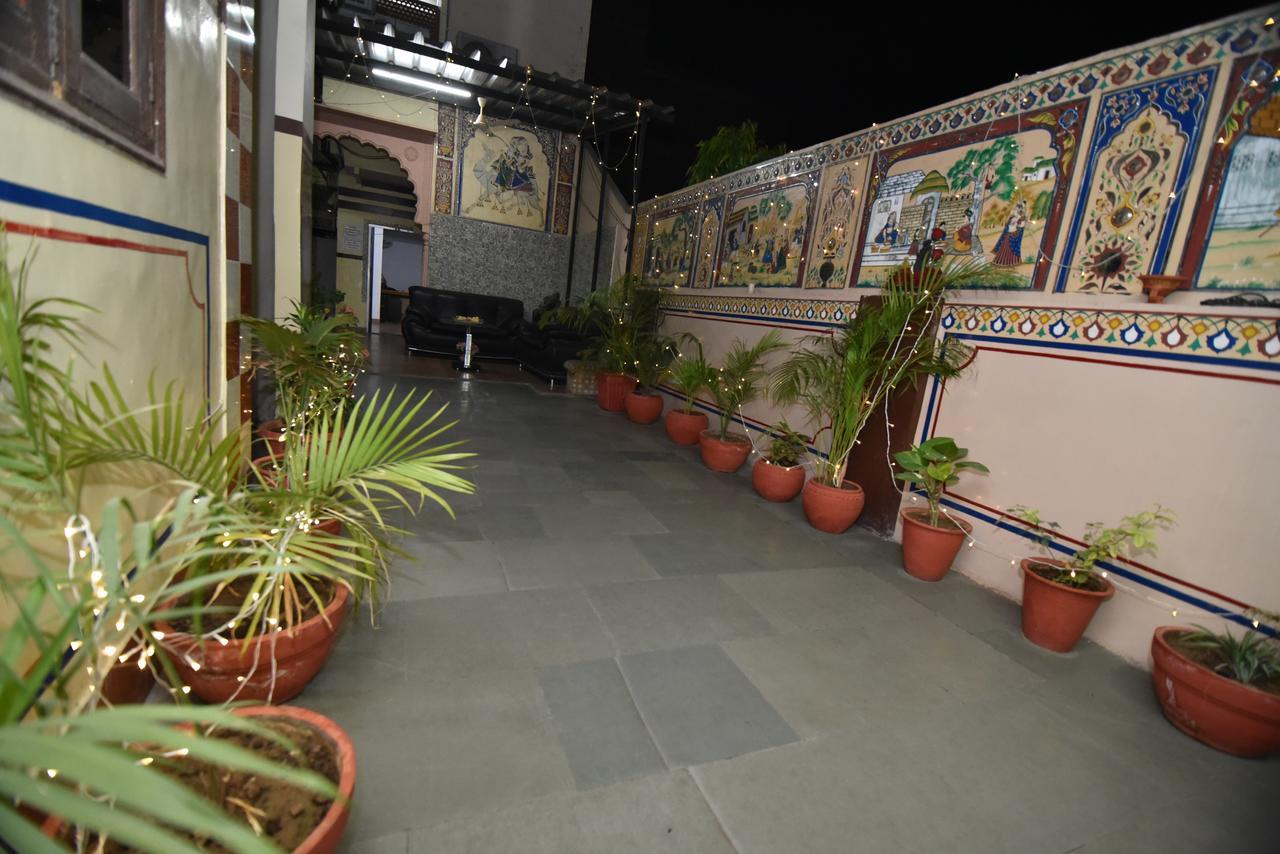 Hotel Vaishnavi Jaipur Ngoại thất bức ảnh